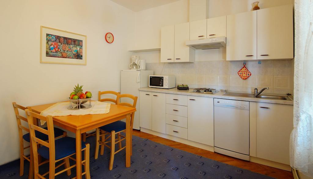 Apartments Lina Novi Vinodolski Δωμάτιο φωτογραφία