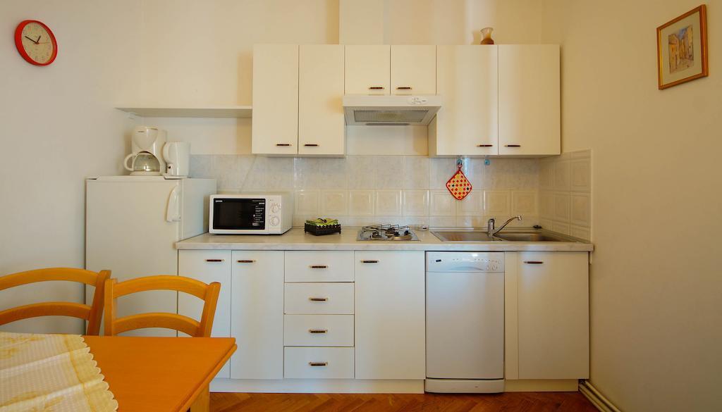 Apartments Lina Novi Vinodolski Δωμάτιο φωτογραφία