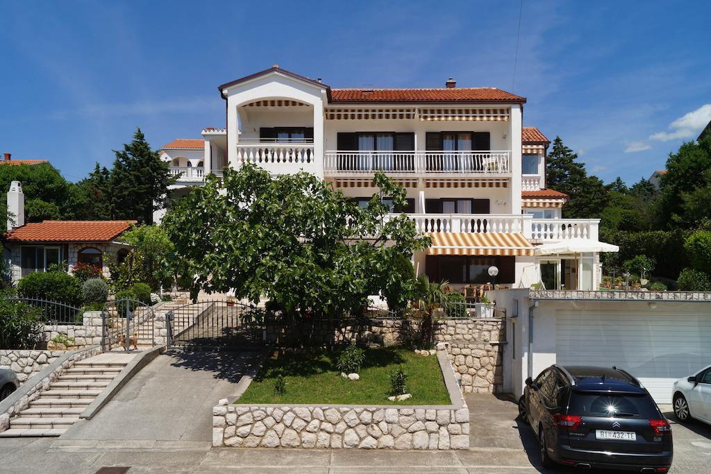 Apartments Lina Novi Vinodolski Εξωτερικό φωτογραφία